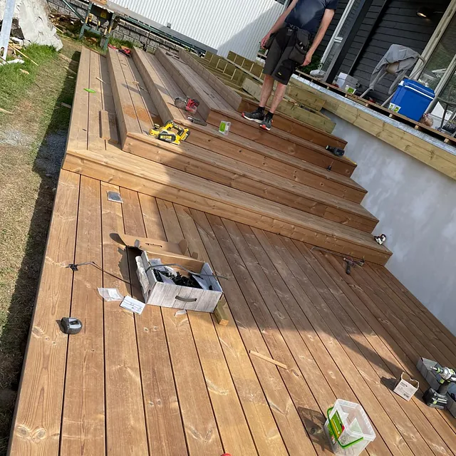 Prosjektbilde: Uteplass og trapper på tomannsbolig i Gjøvik